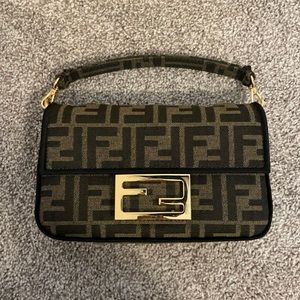 Fendi Mini Baguette